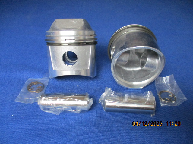 Kolben 73.5 R69S komplett mit Bolzen und Ringe Preis ist pro Stück Zubehör