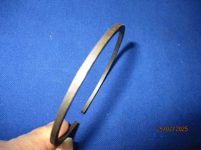 Verdichtungsring/Rechteckring 2,5mm Zyl. Maß 68.0 R24,25,51/2 Altbestand