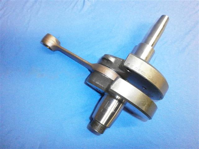  Kurbelwelle &uuml;berholt R26  