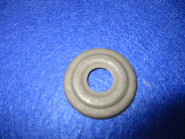 Federteller (Ventil) unten R68,69,69S (NOS) nur passend zu orig. Ventilen