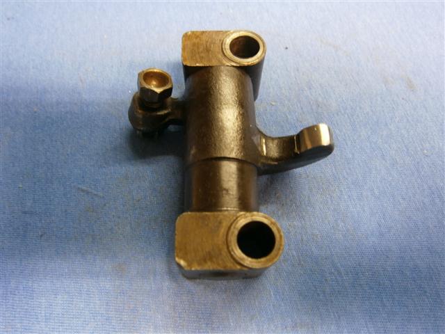 Schwinghebel kompl. Einlaß rechts und Auslaß links. R51/3,67,2,67/3,50,50/2,50S,60,60/2,gebraucht