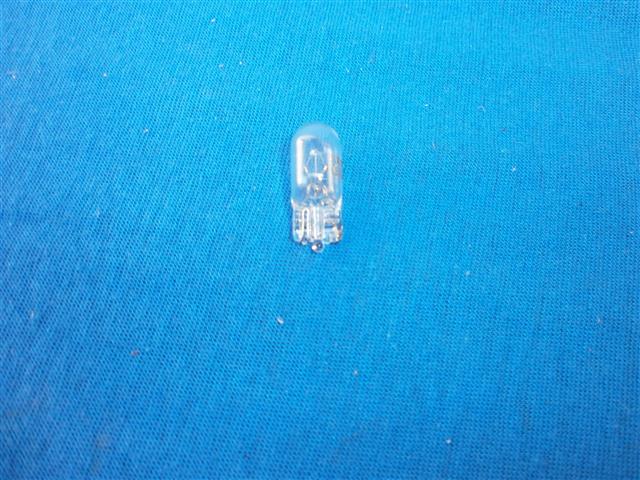 Birne 12V 3W Instrumentenbeleuchtung alle Boxer 60/6-100RS,RT  (4 Stück benötigt) und Instrumentenbeleuchtung K-Modelle