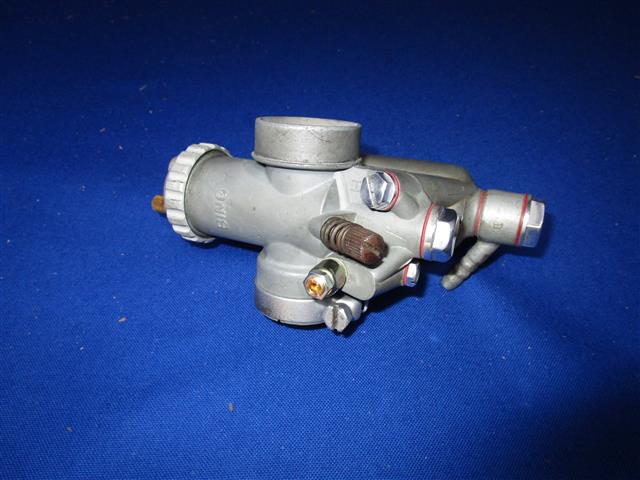 Vergaser R26 1/26/55 Vergaser orig. Bing, gebraucht , überholt, mit Neuteilen bestückt
- geprüft 
auf Anfrage