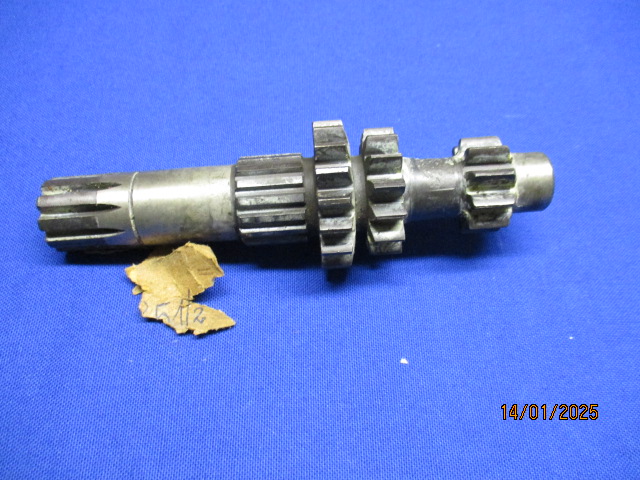   Antriebswelle Getriebe R51/2   10   Z  ähne (NOS) in Verbindung mit 1030241 Stirnrad 1 Gang Durchmesser 95mm   
  (Antriebswelle paßt auch bei R51/3 - 68 Verzahnungsbild auf Welle nicht relevant)   
 &nbsp; 
 &nbsp; 
