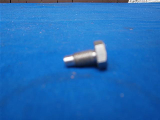 Nachstellschraube Kupplungshebel Getriebe VA R26/27