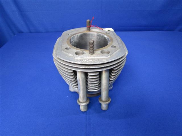 Zylinder 90.00 R90/6 ab 09/75 aus Altbestand mit Lagerspuren!