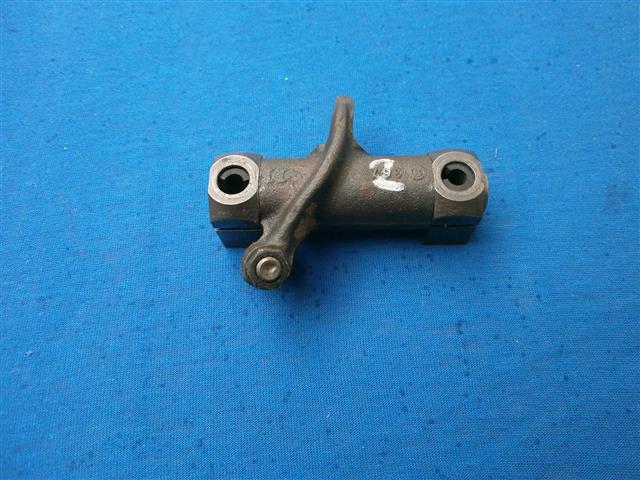 Kipphebel Set Boxer ab 09/75 (Einlaß rechter Kopf und Auslaß linker Kopf) -1985 (ohne Kunststoffbüchse) gebraucht komplett