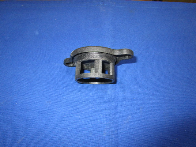 Deckel vorn unten am  Wasserkühler K75,K100 Modelle