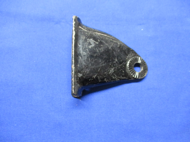 Scheinwerferhalter rechts R26,27,50,50/2,60,60/2,50S,69,69S Altbestand verkratzt