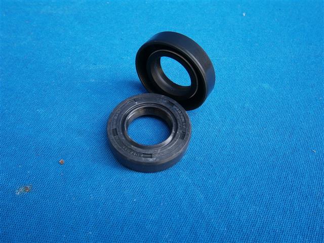 Wedi Schwinge R26,27,50,50/2,60,60/2,50S,69,69S und Boxer Modelle von 1970-1980 Preis ist für ein Stück !