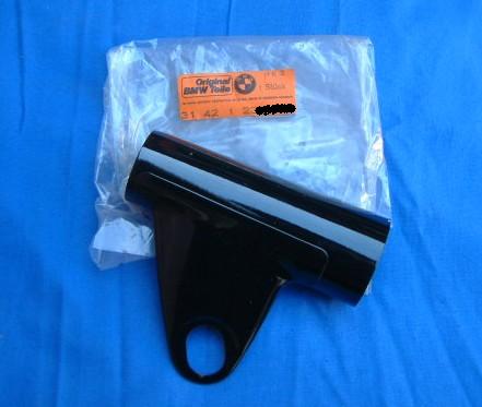 Scheinwerferhalter links Boxer von 1974-1984 außer R45,65;  V