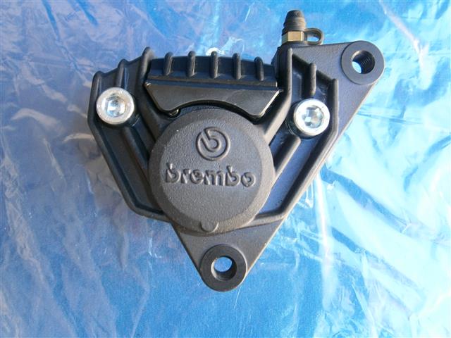 Bremssattel rechts ab 08/88 R65,80,80RT,100RS,RT, ab 08/88 bei K100,RS,RT,LT,K75,K75S,C linke Seite gebraucht, geprüft