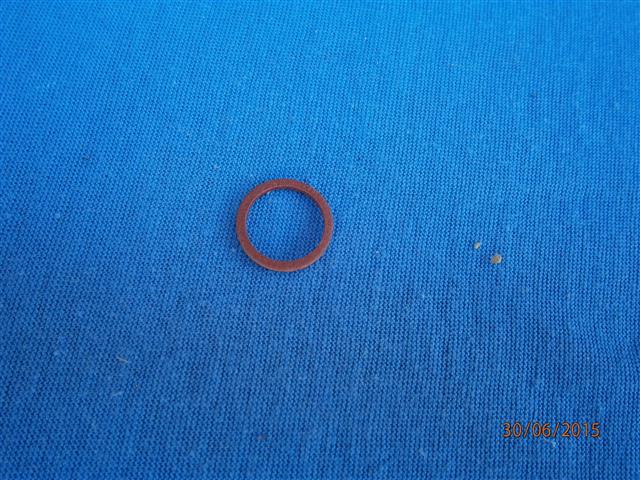  Dichtring Benzinhahn oben orig. Everbest R25/3,26,27,R51/3,67/2,67/3,68,50,50/2,60,60/2,69,69S,50/5-90S 
   