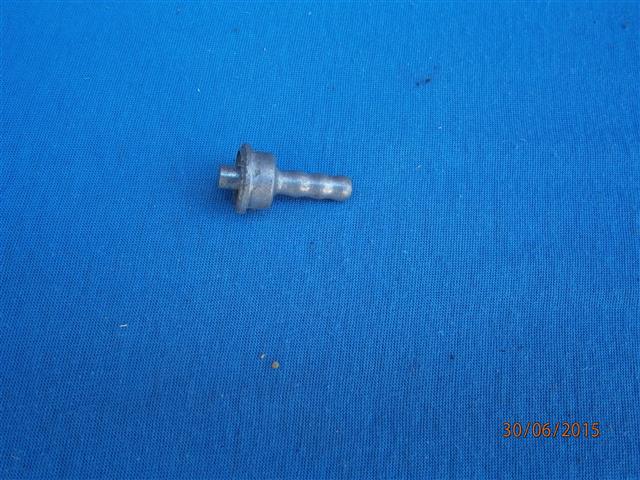  Schlauchanschlu&szlig; Benzinhahn orig. Everbest R25/3,26,27,50/5-90S 
   