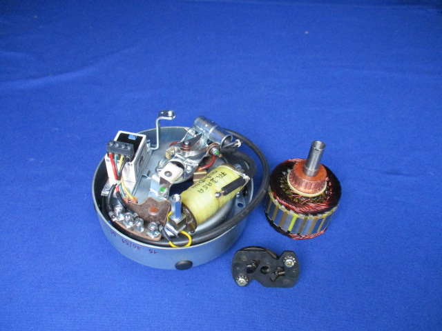 Lichtmaschine R24,25,25/2,25/3,26  komplett mit Anker und Fleihkraftregler NORIS ZLZ 60/6,1600L Neuaufbau