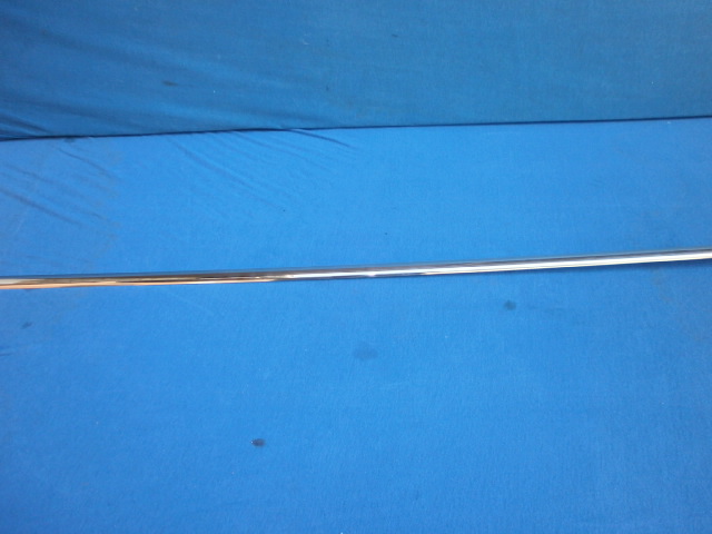 Steib Zierleiste 2m passend für LS 200, S350, S500, TR 500 universal verwendbar kein Versand möglich.
Bei Kauf bitte beachten, Zierleisten werden gekürzt in 2x 80cm und 1x 40cm Stücke!