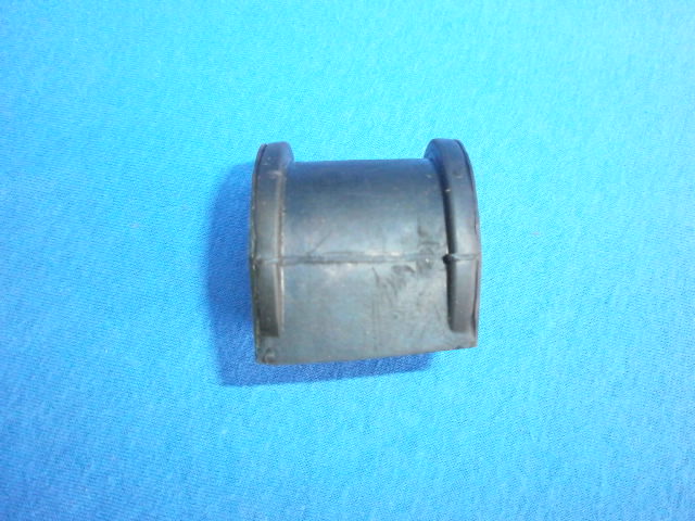 Drehlagergummi vorn LS 200